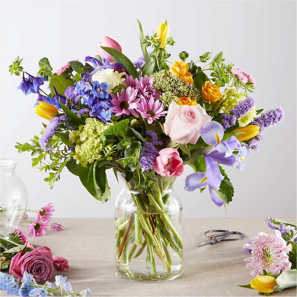 Pastel Tradition - A Florist Original – Hartland Flowers And Events, Hartland MI