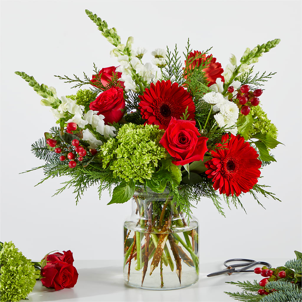 Merry Moment Bouquet – A Florist Original – Hartland Flowers And Events, Hartland MI