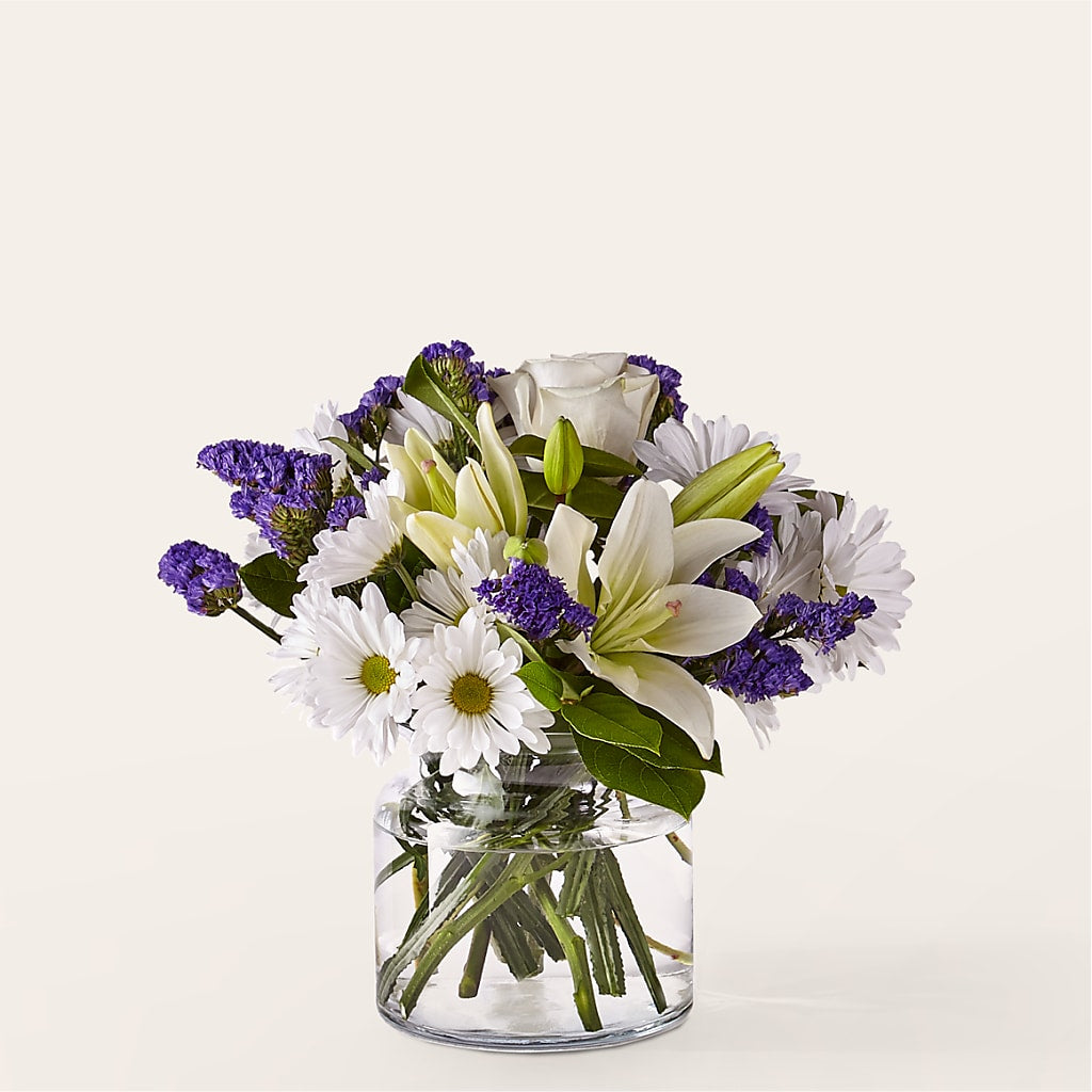 Beyond Blue Bouquet – Hartland Flowers And Events, Hartland MI