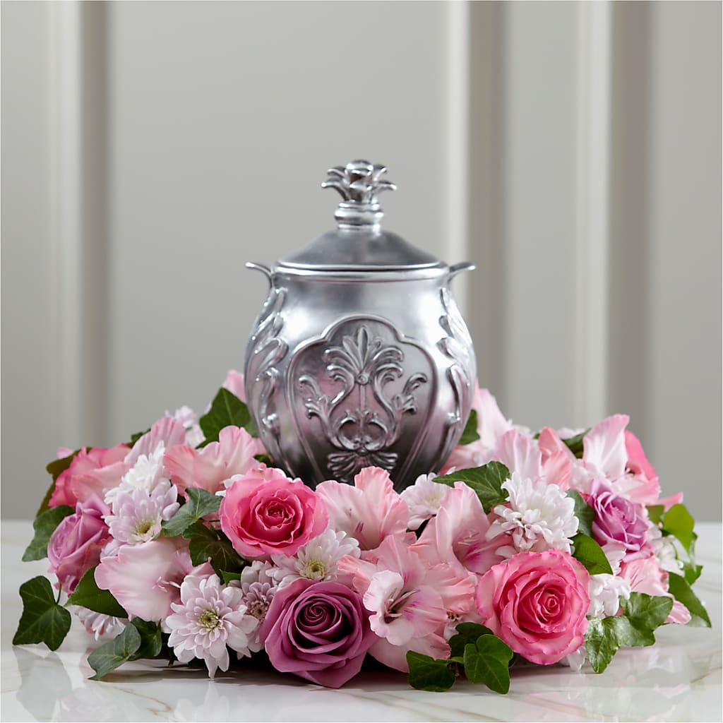 Glorious Tribute Arrangement – Hartland Flowers And Events, Hartland MI