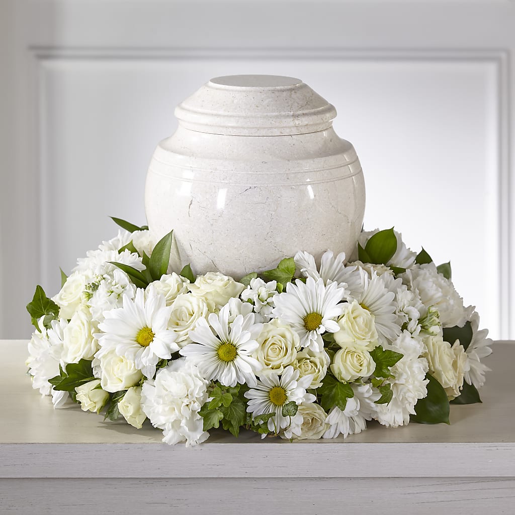 Ivory Gardens Cremation Adornment – Hartland Flowers And Events, Hartland MI