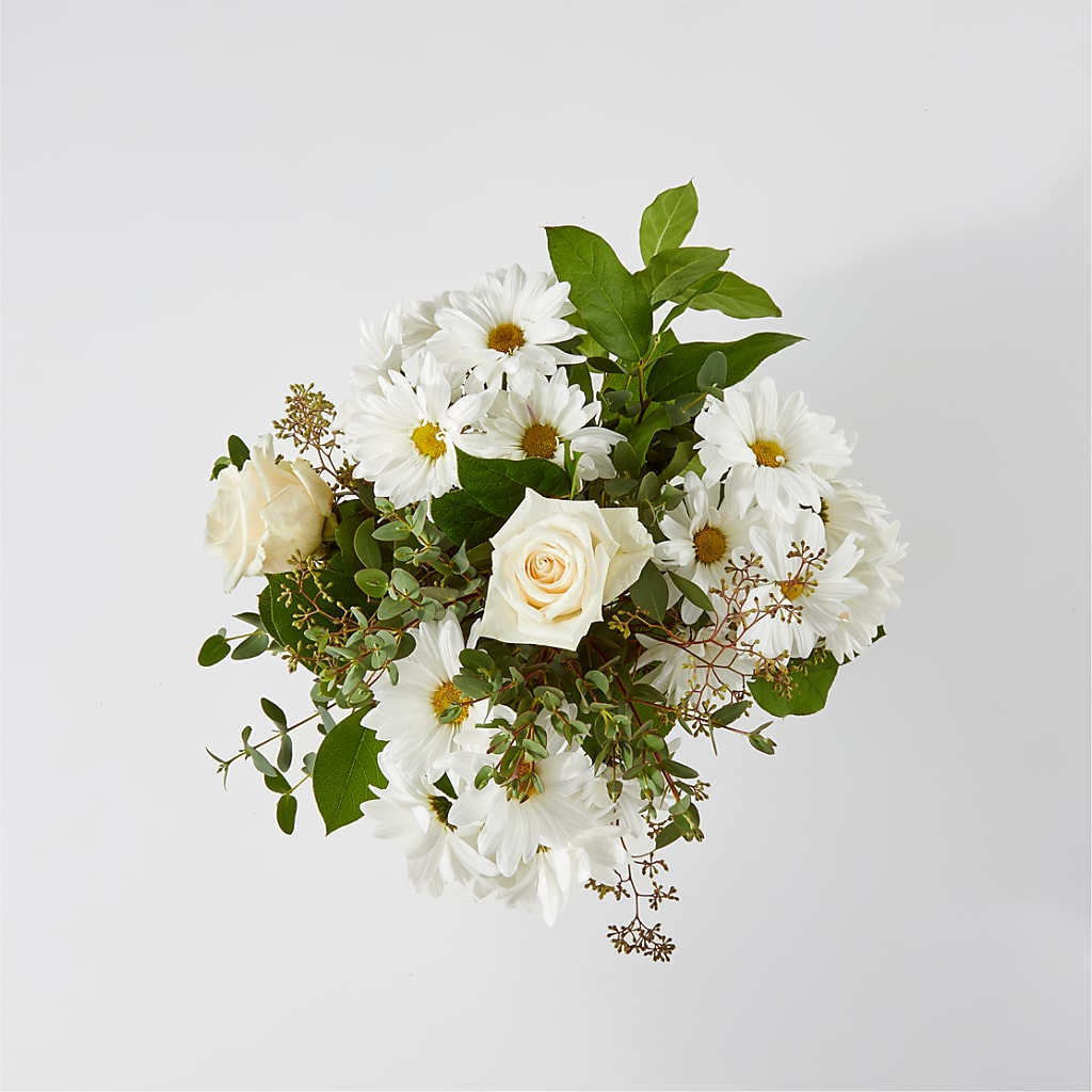 Fresh Linen Bouquet –  Hartland Flowers And Events, Hartland MI