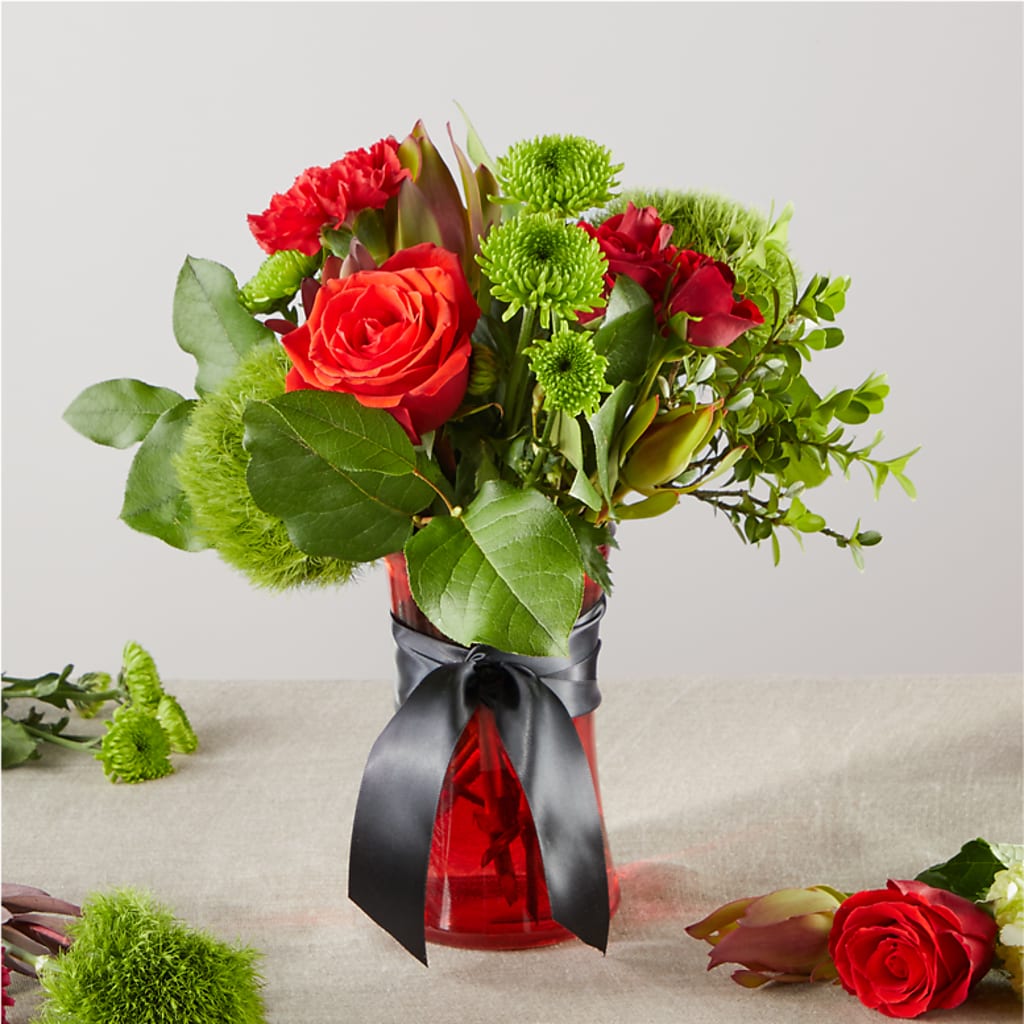 Heritage Kindle – A Florist Original –  Hartland Flowers And Events, Hartland MI