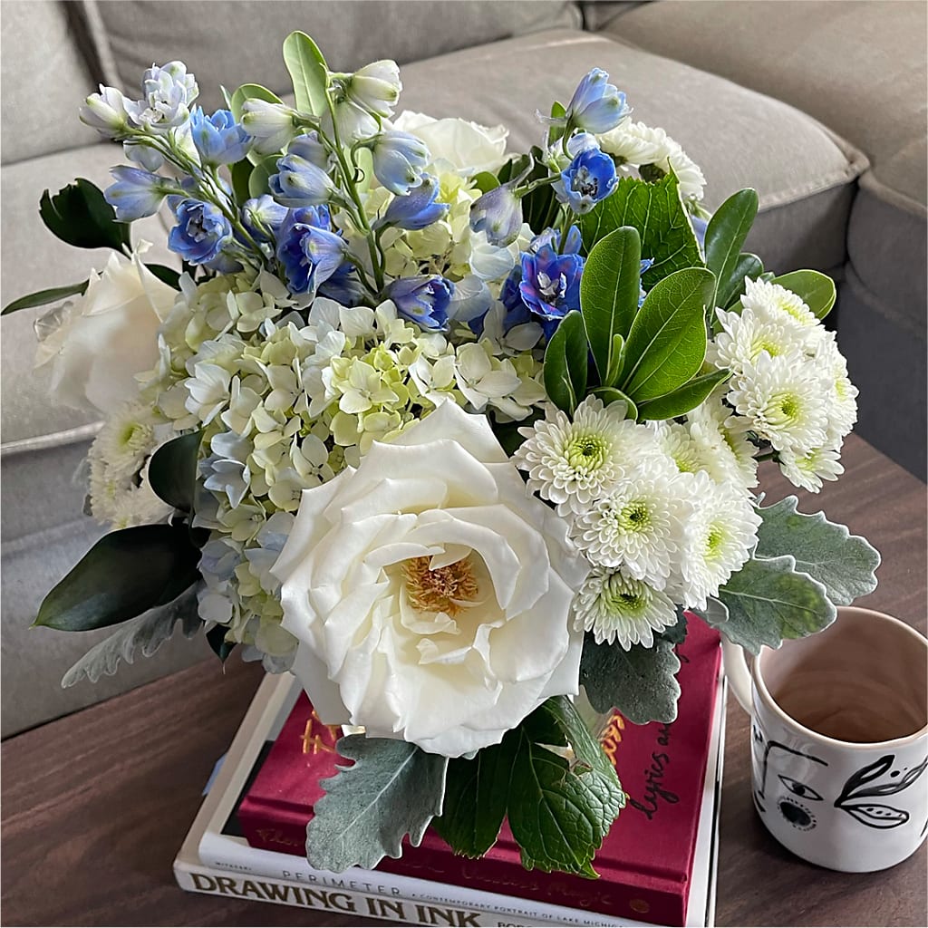 Clear Skies Bouquet –  Hartland Flowers And Events, Hartland MI